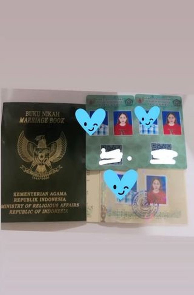 Baru Diungkap, 6 Bukti Pernikahan Chintya Ramlan dengan Mahar Rp3 Miliar Pernikahan pesinetron Chintya Ramlan dengan seorang pengusaha berinisal SY dengan mahar Rp3 miliar viral. Yuk intip!