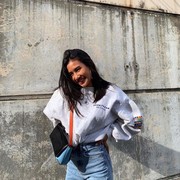 Dari Kasual hingga Etnik, Ini Gaya Stylish Shenina Cinnamon yang Bisa Kamu Tiru