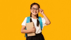 Kisah Unik Pasangan Banyuwangi Beri Nama Anak dengan Satu Huruf