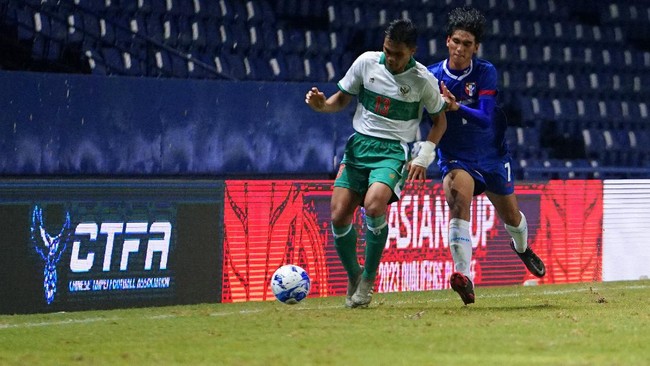 Timnas Indonesia akan menghadapi Kamboja pada laga Grup B Piala AFF 2021. Berikut tiga senjata Timnas Indonesia untuk menghancurkan Kamboja.