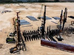 Jokowi Sebut Smelter PT Freeport Gresik Terbesar di Dunia