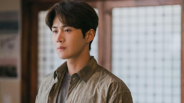 Kim Seon Ho Meminta Maaf Melalui Pernyataan Resmi Setelah Sempat Bungkam