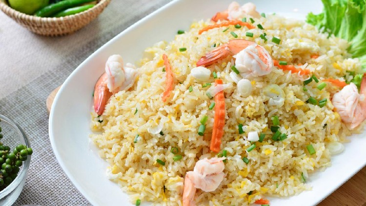 Close up fried rice with shrimp