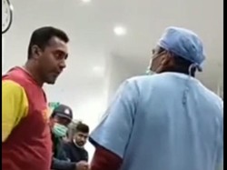 Detik-detik Sekelompok Pria Rusak RS HKBP Balige-Serang Nakes