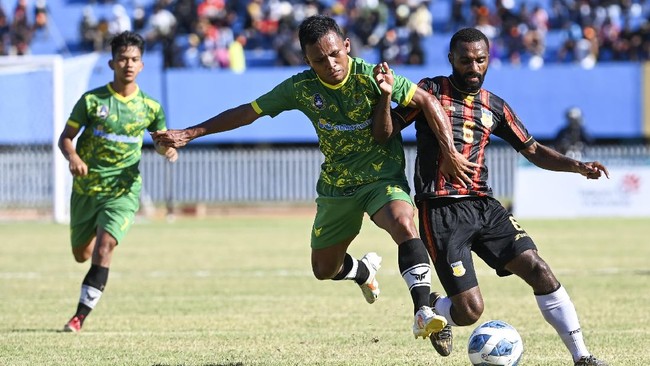 Tim sepak bola Papua akan bertemu dengan Aceh pada partai final cabor sepak bola PON Papua 2020.