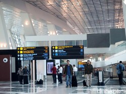 Kemenhub Atur Ulang Standar Protokoler-Perketat Penerbitan Pas Bandara Soetta