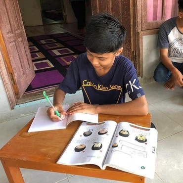 Anak SMP Bercita-cita Jadi Kurir, Alasannya Bikin Sedih dan Haru