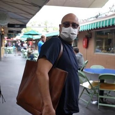 Beda Kekayaan Irwan Mussry dan Reino Barack yang Tak Pernah Makan Seblak