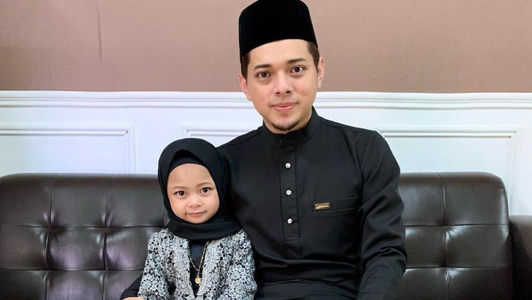 Faris dan anaknya, Rania