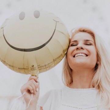 Jarang Diketahui, Ini 5 Manfaat Senyum untuk Kesehatan Fisik dan Mental
