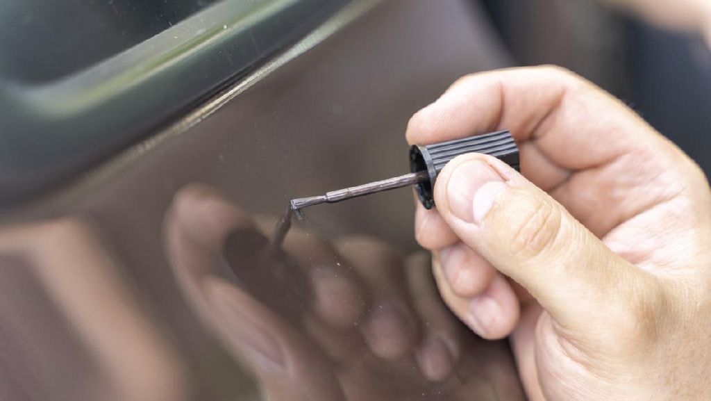 Cara Mudah Menghilangkan Baret di Bodi Mobil