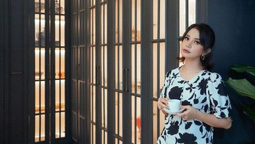 img-title Terseret Kasus DNA Pro, Rossa: Saya Cuma Diminta untuk Bernyanyi