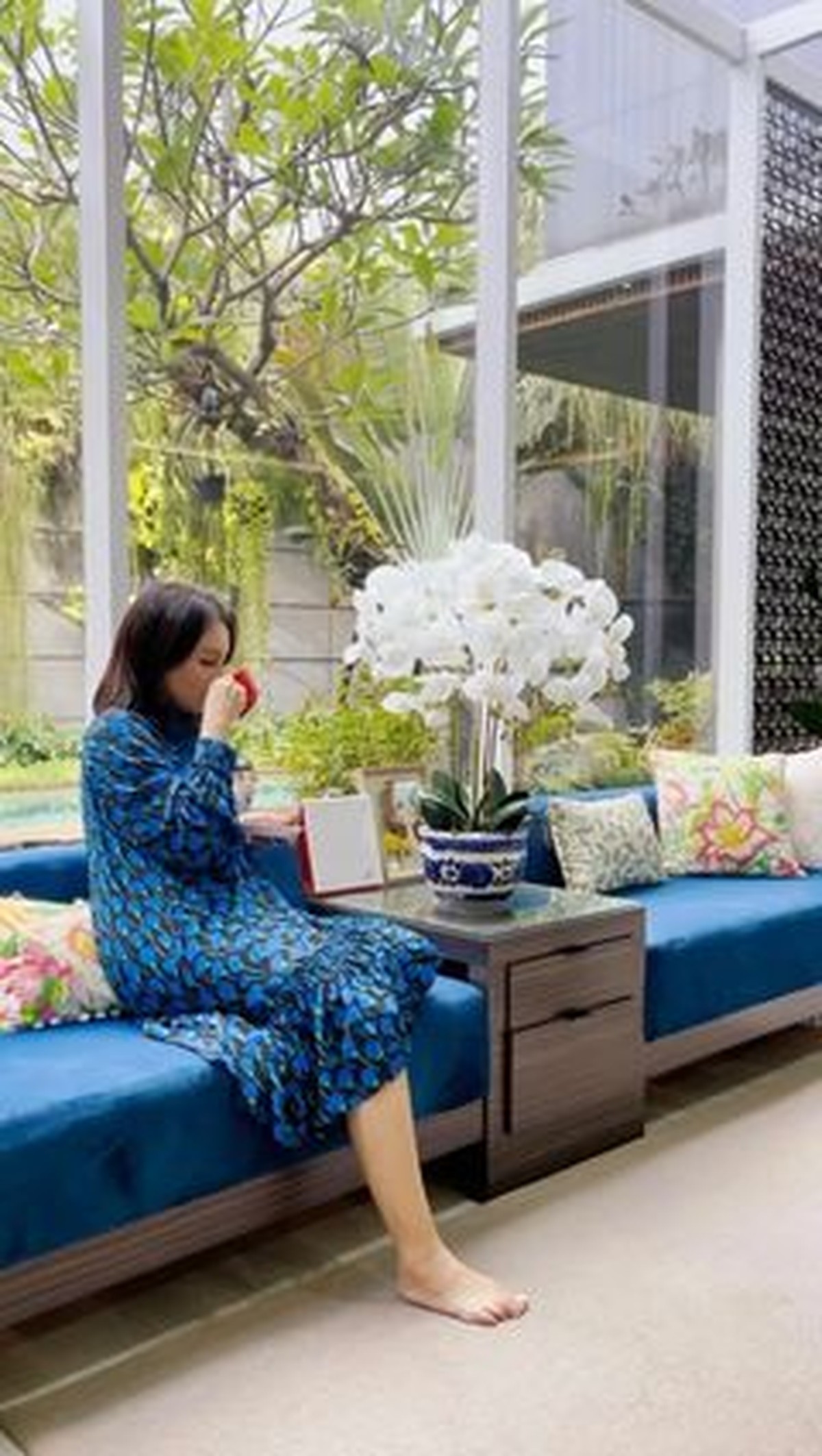 Rossa membuat rumah mewah baru untuk kedua orangtuanya ditaksir seharga Rp20 miliar&period; Yuk intip sudut rumah baru Rossa&excl;