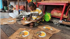 Kampung Asei, Rumahnya Perajin Kriya Kulit Kayu di Papua