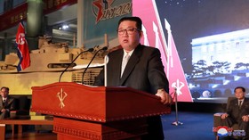 Kim Eksekusi Warga Korut Kepergok Ibadah hingga Armenia Larang Putin