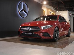 Imbas Pajak Emisi: Mercedes-Benz Nggak Mahal Lagi Ya?