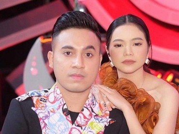 Lirik Lagu Kala Cinta Menghampiri Jiwa - Rara dan Gunawan LIDA