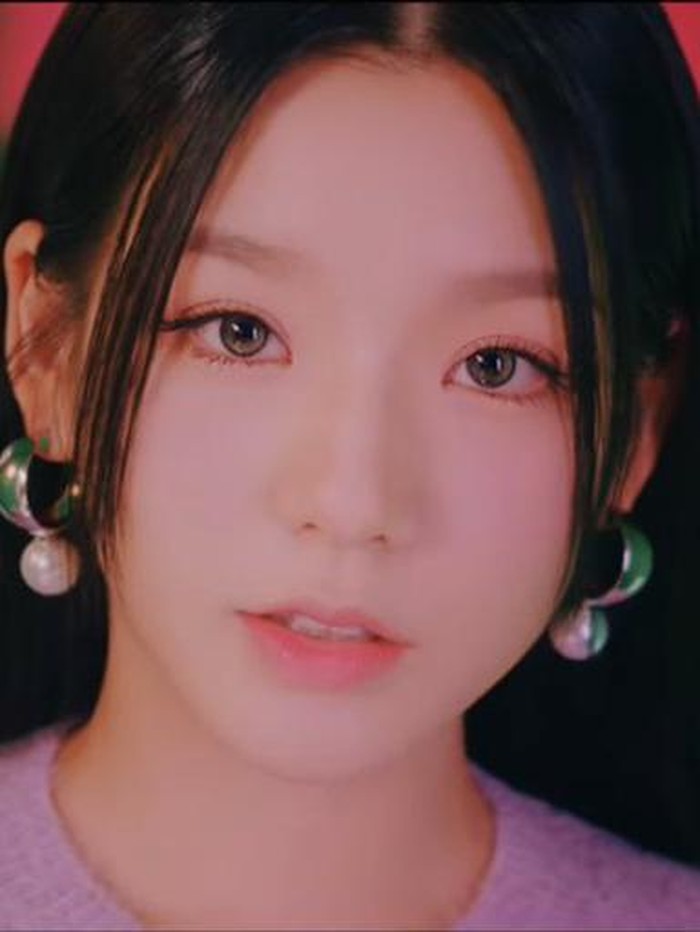 Girl group naungan VINE Entertainment yaitu SECRET NUMBER akan segera comeback, Beauties. Mereka akan merilis single terbaru yang berjudul Fire Staurday. Setelah sukses dengan Who Dis? dan Got That Boom, banyak fans yang menantikan single baru ini!/Foto: trendsmap.com