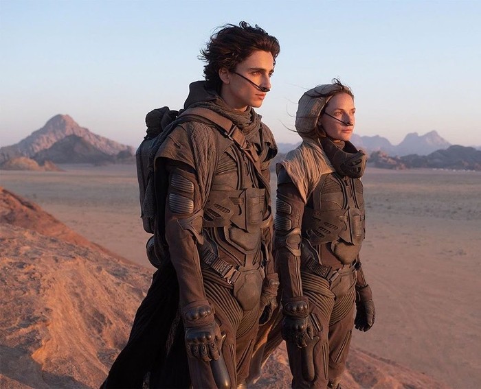 Selain Wonka, Timothee Chalamet juga tampil di film genre sci-fi berjudul Dune bersama Zendaya yang akan segera rilis tahun ini. Foto: Instagram Dune movie