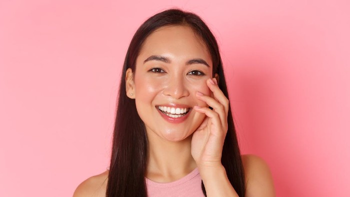 Kok, Pakai Skincare Nggak Ada Perubahan? Sebelum Mengeluh, 5 Informasi Penting Ini Harusnya Sudah Kamu Tahu!