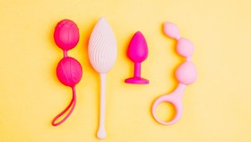 5 Mitos soal Sex Toys yang Bikin Orang Malu Membahasnya