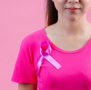 Lebih Peduli dengan Kesehatan Sendiri, Ini Ciri-ciri Kanker Payudara dan Cara Penyebarannya!