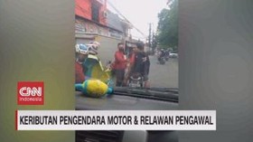 VIDEO: Ribut Pengendara Motor Dengan Relawan Ambulans