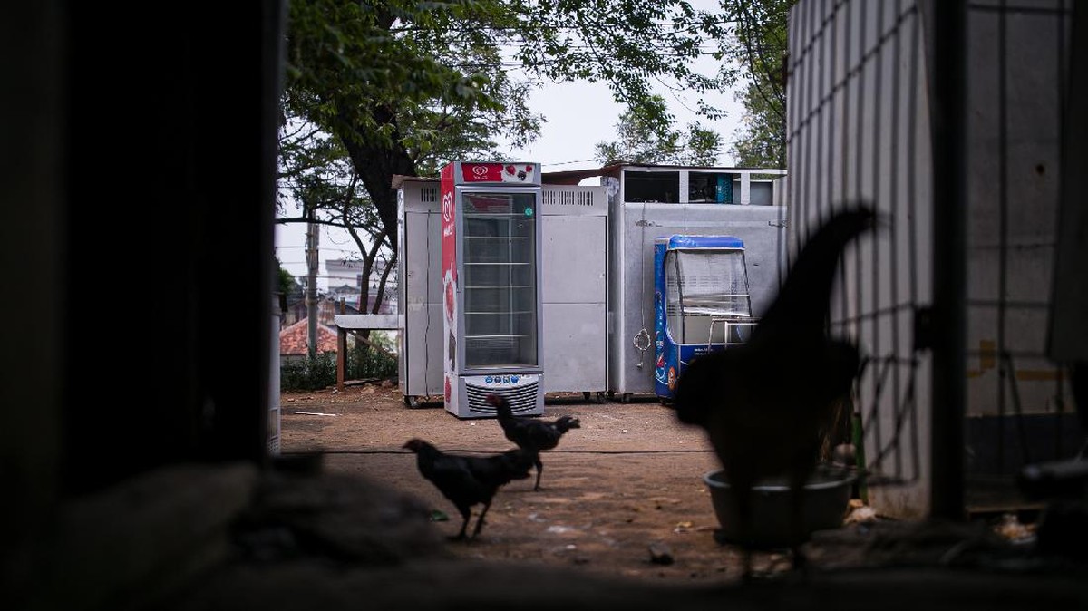 FOTO: Perang Jasa Reparasi Kulkas Lawan Sampah Elektronik
