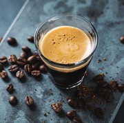 Menambahkan Kolagen dalam Kopi Bisa Bikin Kulit Glowing, Mitos atau Fakta?
