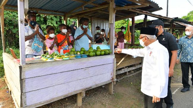 Wapres Ma'ruf Amin Tinjau Provinsi Baru di Papua Wapres RI Ma'ruf Amin terbang ke Papua untuk melakukan kunjungan kerja ke provinsi-provinsi baru di sana, serta melakukan pembahasan pelaksanaan otsus.
