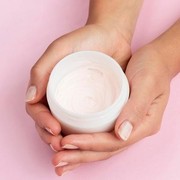 4 Pilihan Sleeping Mask untuk Masing-masing Jenis Kulit, Bantu Rawat Kulit Selama Tidur!