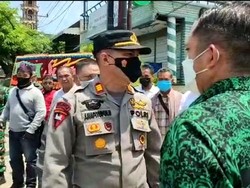 Pecah Tangis Kapolsek Percut Selepas Dicopot Kapolda Sumut