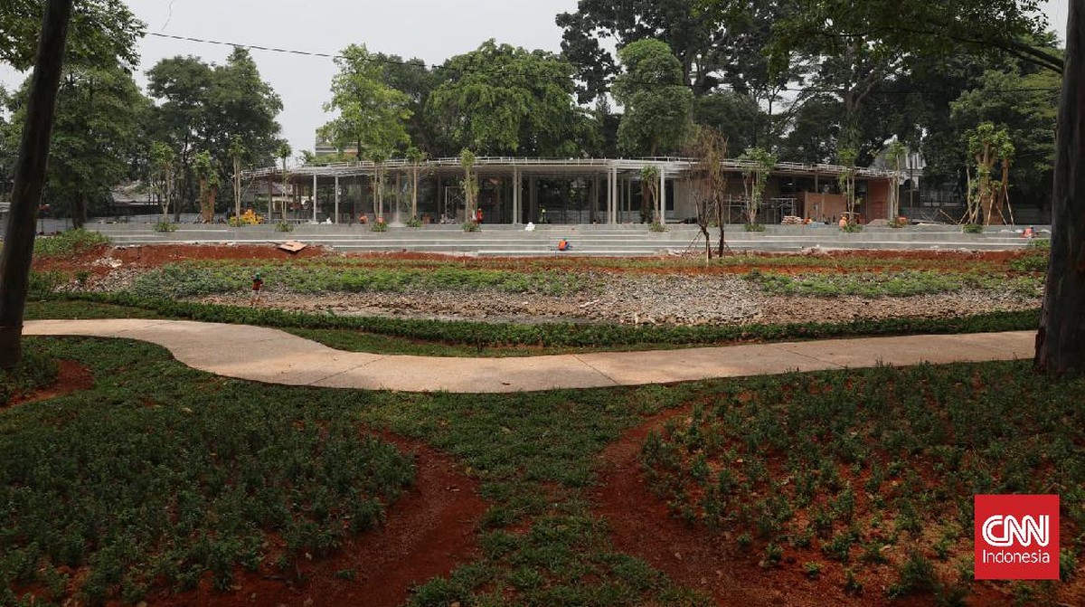 FOTO: DKI Memermak Taman Tebet jadi Eco Garden Masa Depan