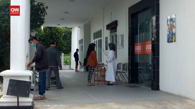 Video 14 Orang Di Bantul Positif Covid Usai Senam Sehat<script async src=