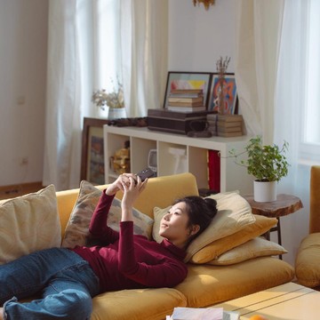img-title Foto Profil adalah Kunci, Ini 4 Tips Memilih Foto untuk Dipajang di Aplikasi Kencan Online!