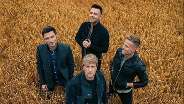 Lirik Lagu Terjemahan Starlight - Westlife