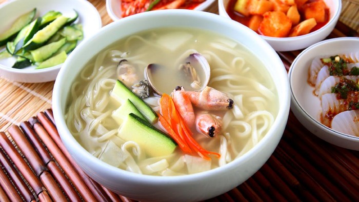 Korean Chopped Noodles