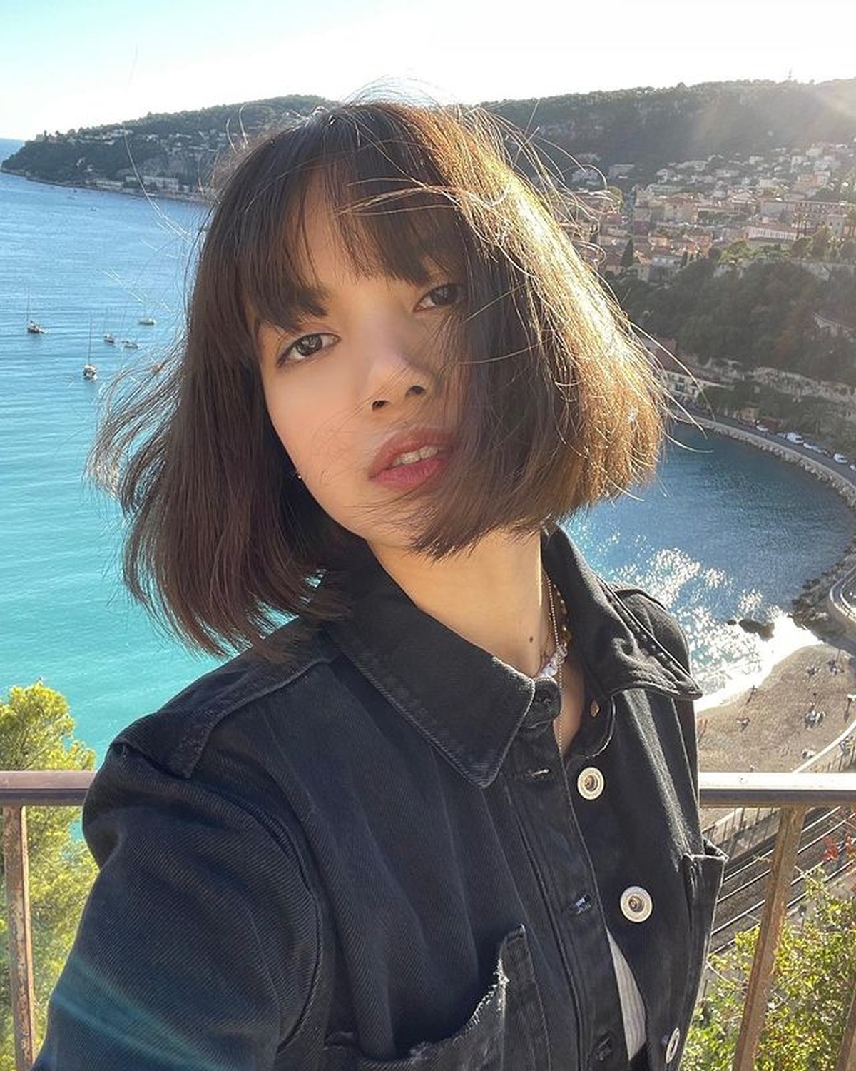 Lisa BLACKPINK sedang menikmati waktu liburannya di Nice&comma; Prancis&period; Yuk kita intip potret keseruannya&excl;