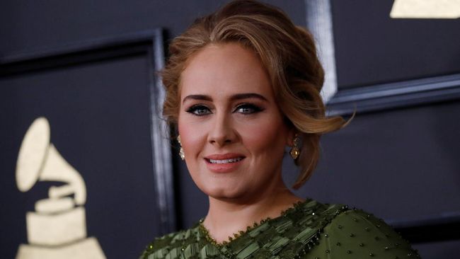 Adele disebut batal tampil dalam acara BRIT Awards 2022 yang akan digelar pada 8 Februari mendatang.