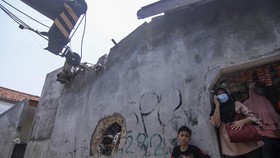Operator Jadi Tersangka Crane Timpa Rumah Warga Depok