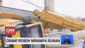 VIDEO: Crane Jatuh Menimpa Rumah Warga di Depok