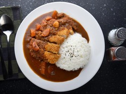 5 Restoran Ini Punya Nasi Kari Jepang yang Harum Gurih Bumbunya