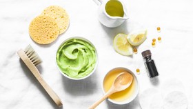 7 Masker Organik untuk Bruntusan, Bantu Kulit Kembali Mulus