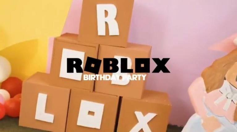 Intip 8 Potret Keseruan Ultah ke-8 Putri Crazy Rich Malang Tema Roblox Sebelum dipersunting oleh Ridho DA, Syifa menjalani beberapa rangkaian acara seperti pengajian dan siraman. Yuk intip!