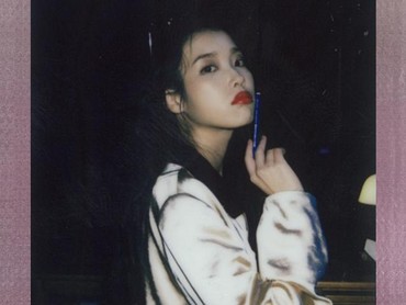 img-title Lim Chang Jung Positif Corona, IU Tunda Jadwal & Jalani Tes COVID-19