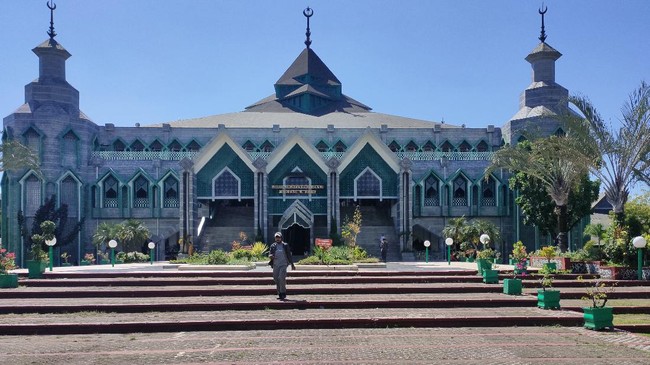 Pemprov Sulsel mencatat setidaknya saat ini ada tujuh aset negara yang digugat dan adapula dikuasai pihak lain, mulai dari masjid hingga sekolah.