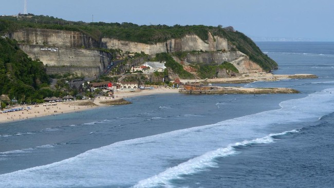 Kemendagri Putuskan Pulau Trenggalek-Tulungagung Jadi di Bawah Jatim Kementerian Dalam Negeri menetapkan 16 pulau yang menjadi sengketa masuk dalam wilayah administratif Jawa Timur. Tidak masuk Trenggalek maupun Tulungagung.