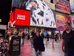 Momen Liburan Rachel Vennya di Amerika dari Times Square sampai Disneyland