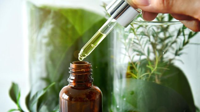 Berikut ini bahan aktif skincare untuk kulit berjerawat yang dapat membantu meredakan dan menyembuhkan jerawat.