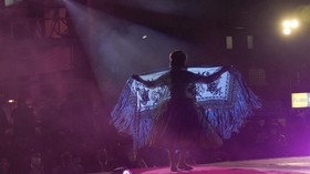 FOTO: Warna Warni Parade Busana Cholita di Bolivia
